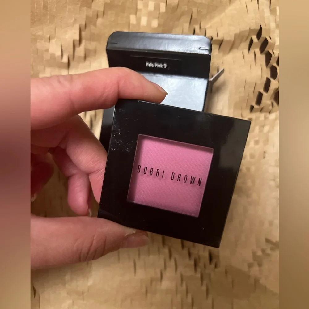 New Bobbi Brown Blush 9 Pale Pink Full Size